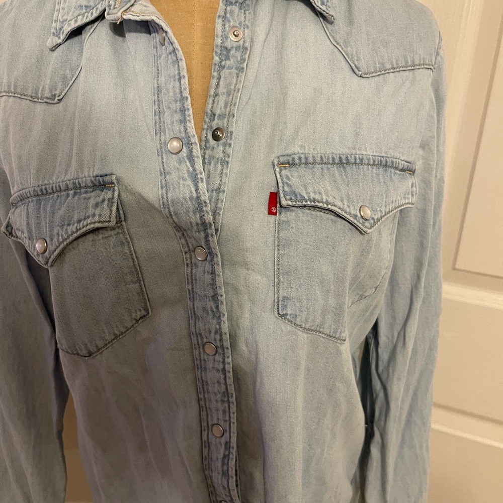 Casual Light Blue Denim Shirt - Picture 4 of 6